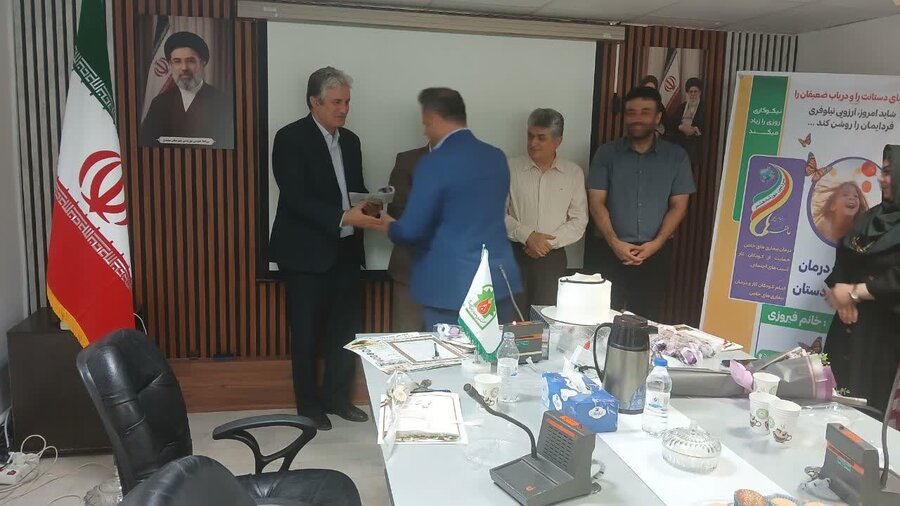 تجلیل از پزشکان همکار بهزیستی سنندج در روز پزشک
