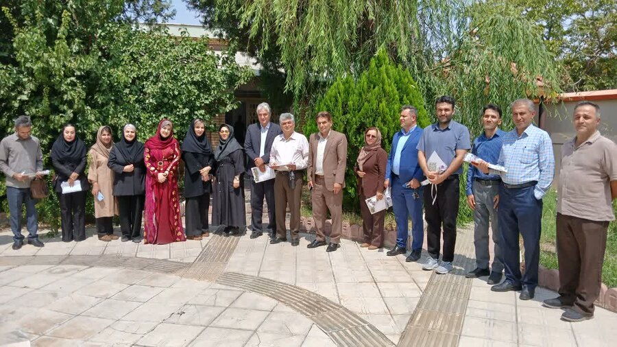 تجلیل از پزشکان همکار بهزیستی سنندج در روز پزشک
