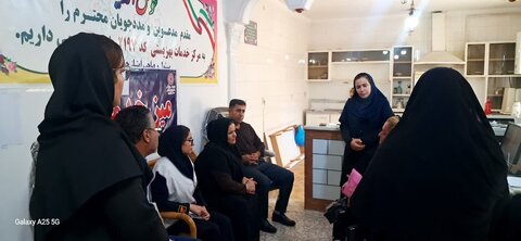 برگزاری میز خدمت به مناسبت هفته ناشنوایان در مرکز مثبت زندگی ایذه