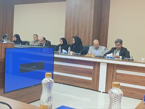 بررسی مسائل و مشکلات مددجویان در نشست مشترک بنیاد علوی و دستگاه‌های اجرایی خرمشهر