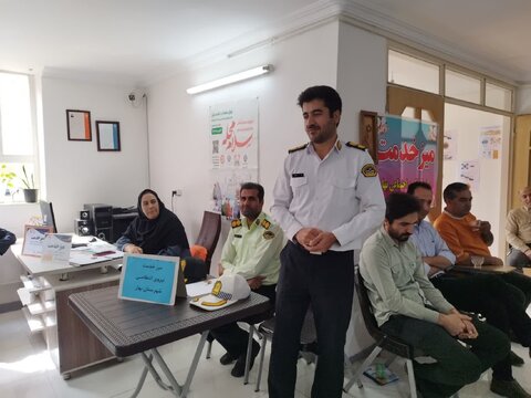 پاسخگویی پلیس راهور به دغدغه‌های ترافیکی سالمندان در بهار