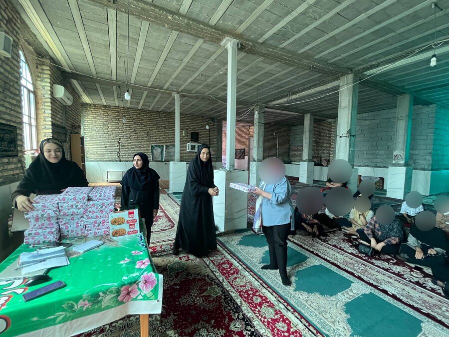 حاجی آباد | برگزاری کارگاه آموزشی پیشگیری از اعتیاد در زنان دارای همسر معتاد
