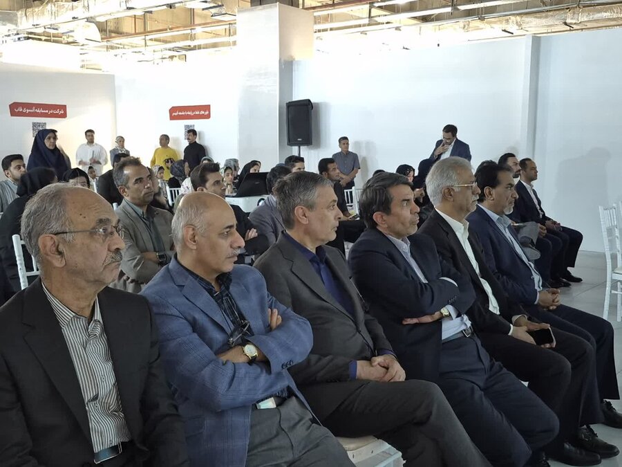 افتتاح  اولین نمایشگاه ملی عکس اتیسم در کرمان