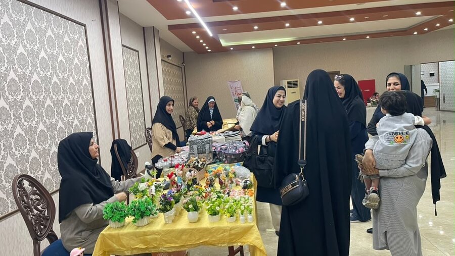 حمایت از مشاغل خانگی بانوان در قالب طرح «سلام محله»  در شهرستان جم