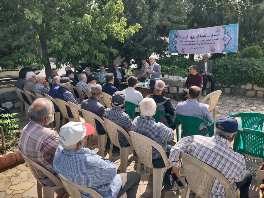 دلیجان ا  سومین  مراسم گرامیداشت هفته سالمندان،در روستای واران جاسب دلیجان برگزارگردید.
