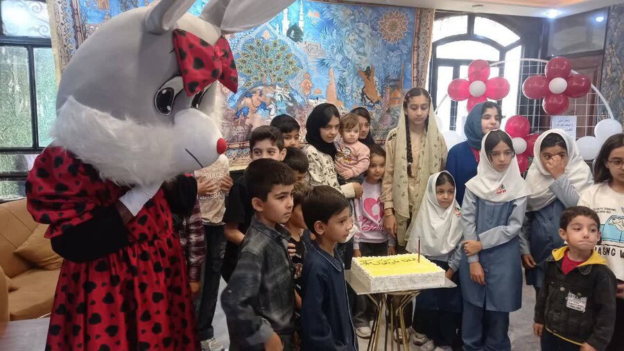 برگزاری جشن ویژه هفته ملی کودک در شهرستان دورود با حضور مسئولان