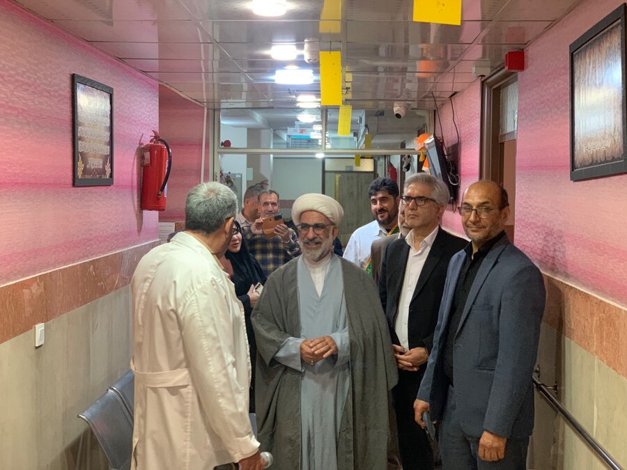 اسلامشهر| دیدار صمیمی با سالمندان و اجرای برنامه فرهنگی در مرکز نگهداری سالمندان فجر آسمانی
