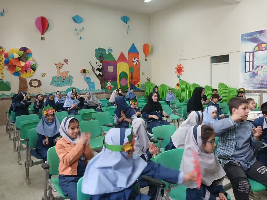 برگزاری جشن هفته ملی کودک ویژه دانش‌آموزان دارای کم‌توانی ذهنی در تویسرکان