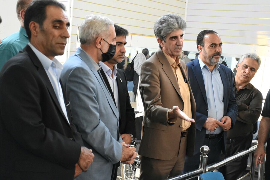 حضور نماینده مجلس در بهزیستی