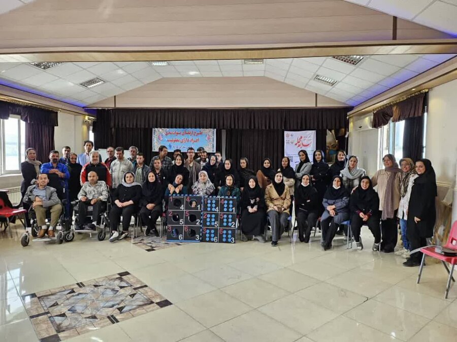 کارگاه آموزشی «برای‌تونیک» با هدف توانمندسازی جامعه هدف در قروه برگزار شد