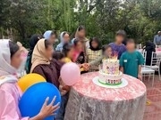 جشنی به رنگ لبخند و امید؛ دورهمی صمیمانه فرزندان بهزیستی ساوجبلاغ به مناسبت روز ملی کودک