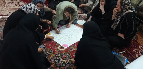 آذر- شرقی