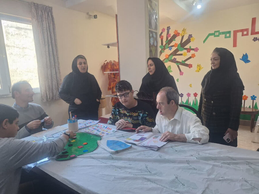بازدید رئیس بهزیستی از مرکز توانبخشی "پیام مهر" شهرستان مشگین شهر