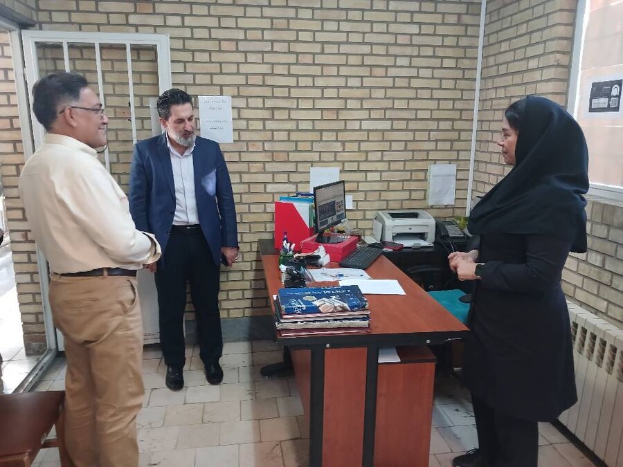 بازدید مدیرکل بهزیستی استان تهران از مرکز تامین و توسعه شمیرانات/ بررسی میدانی ادغام مراکز و توزیع سبد ارزاق میان مددجویان