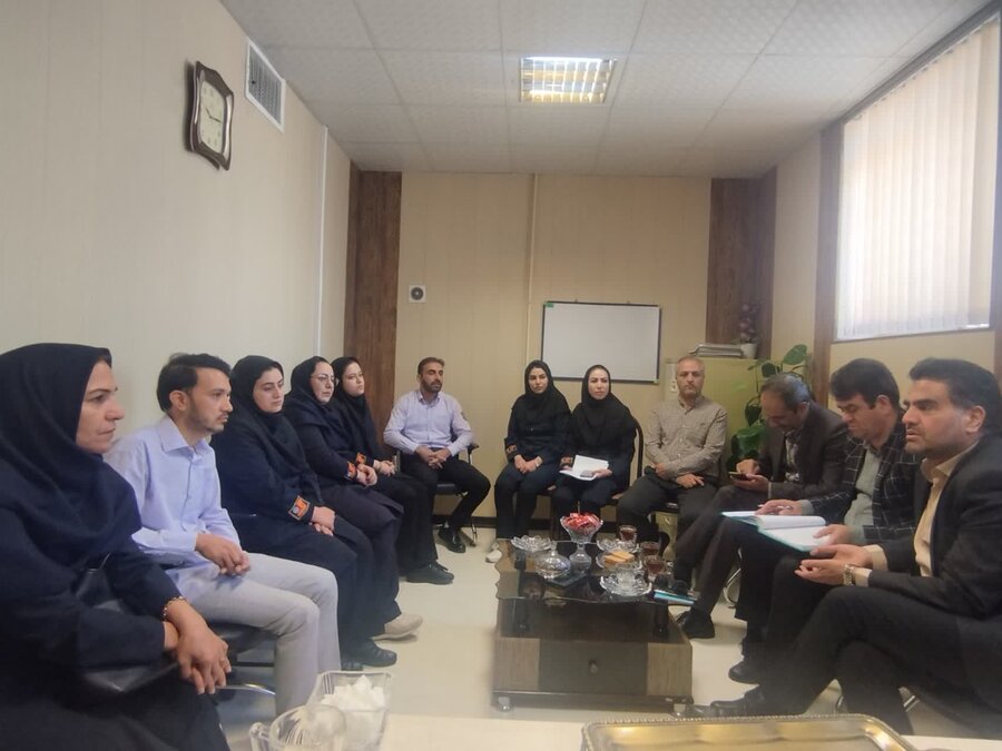 بهزیستی شهرستان بهار | بازدید سرپرست اداره‌کل بهزیستی از مرکز اوژانس اجتماعی