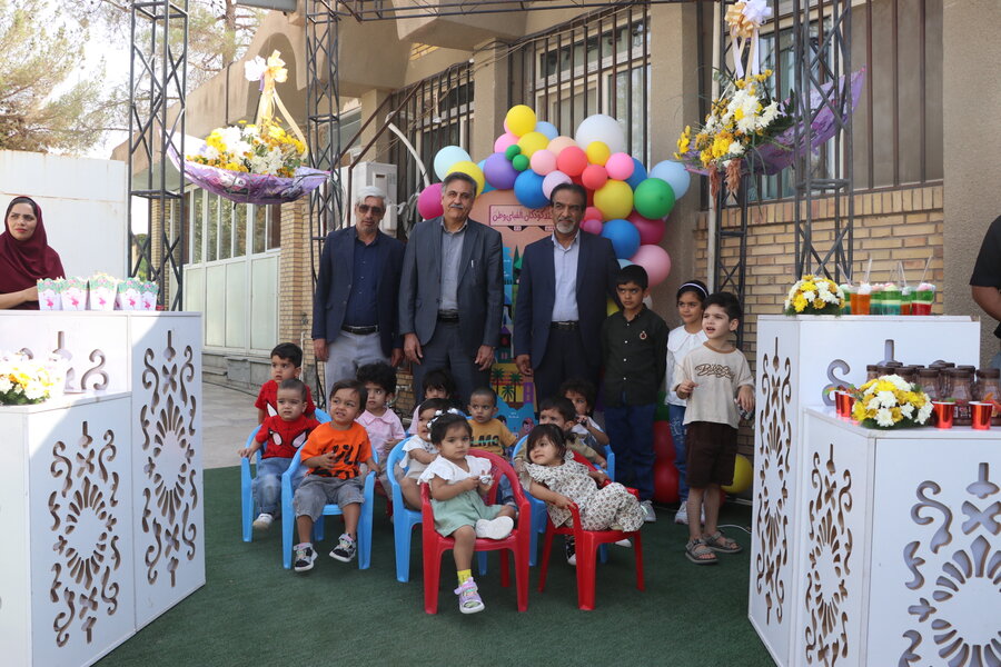 بزرگداشت روز جهانی کودک در شیرخوارگاه مادر کرمان