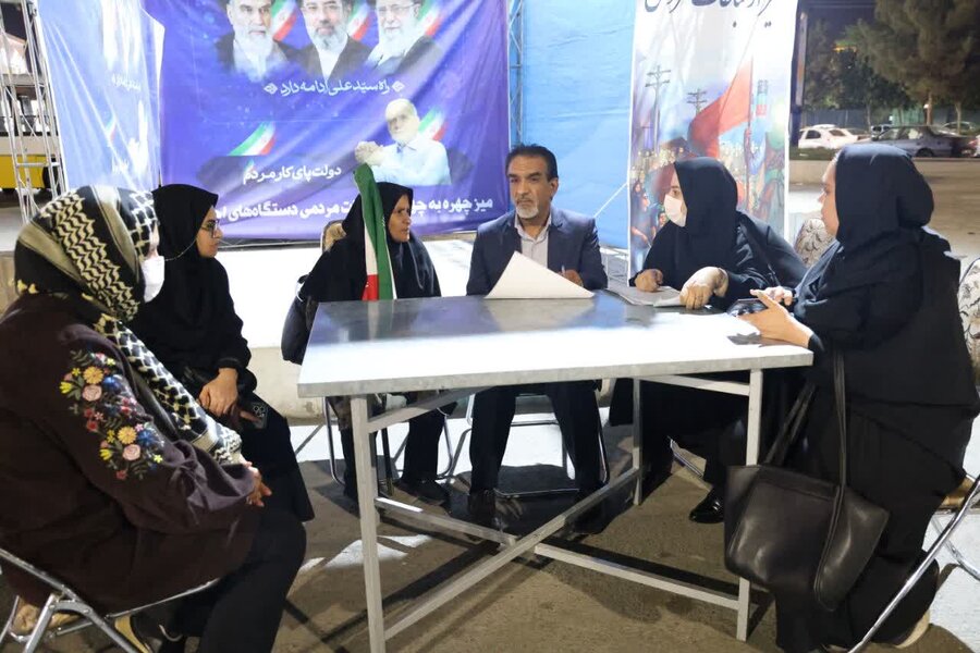 حضور مدیرکل بهزیستی استان کرمان  در «میز خدمت» میدان کوثر