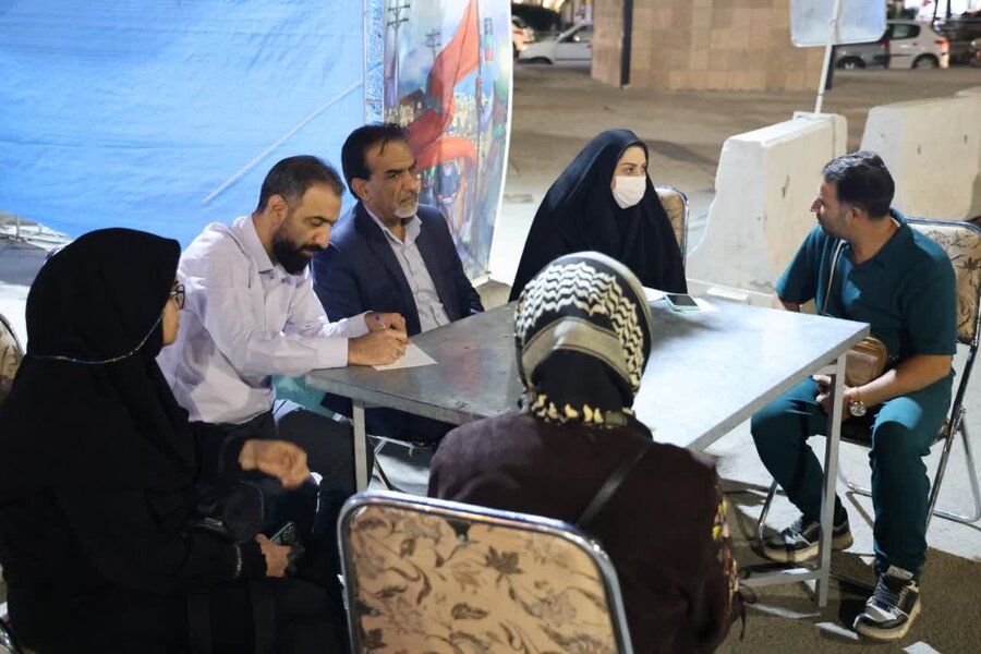 حضور مدیرکل بهزیستی استان کرمان  در «میز خدمت» میدان کوثر