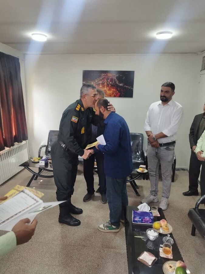 بهزیستی سقز از فرمانده انتظامی و رئیس پلیس مبارزه با مواد مخدر این شهرستان تقدیر کرد