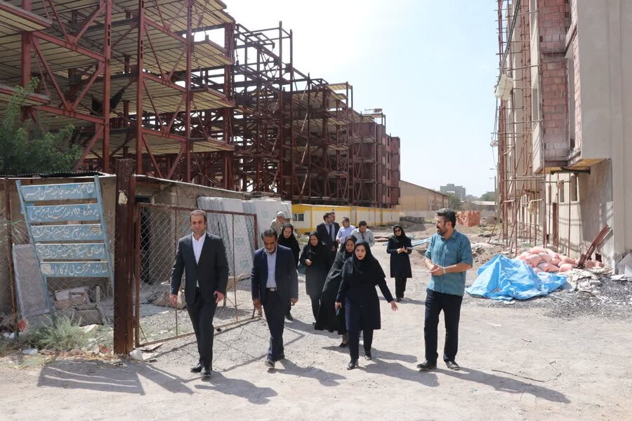 بازدید مسئولان سازمان بهزیستی کشور از پروژه مسکن ۱۹۲ واحدی بیلوکاراه و برگزاری نشست تخصصی برای رفع موانع اجرایی