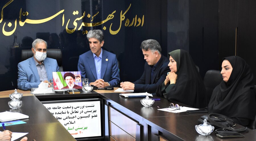 حضور 5ساعتۀ نماینده مجلس در بهزیستی