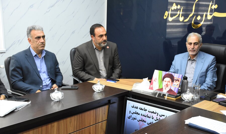 حضور 5ساعتۀ نماینده مجلس در بهزیستی