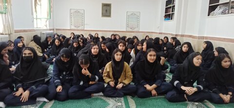 آذر- شرقی