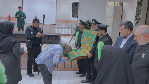 آیین پرچم گردانی