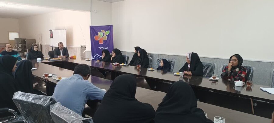 نشست تعاملی اداره بهزیستی فریمان با جامعه هدف دارای معلولیت بینایی