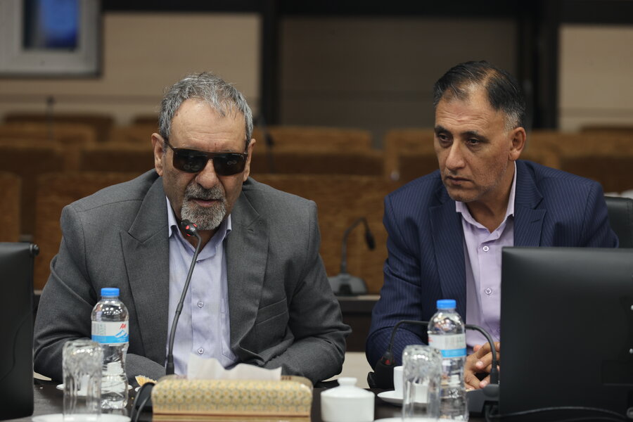نشست صمیمی رئیس سازمان بهزیستی کشور با تشکل های نابینایان