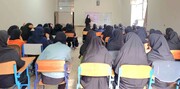 برگزاری کارگاه آموزشی به مناسبت هفته سلامت روان در قالب طرح «سلام محله» در شهر ربط