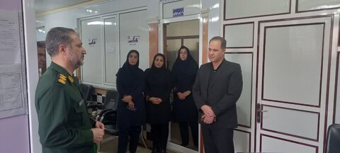 آذر- شرقی