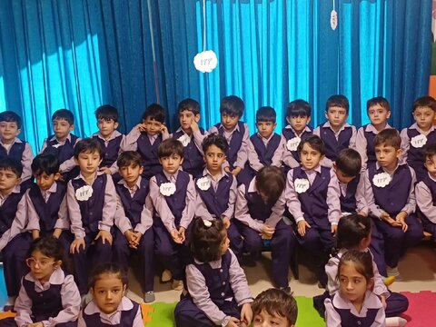 آذر- شرقی