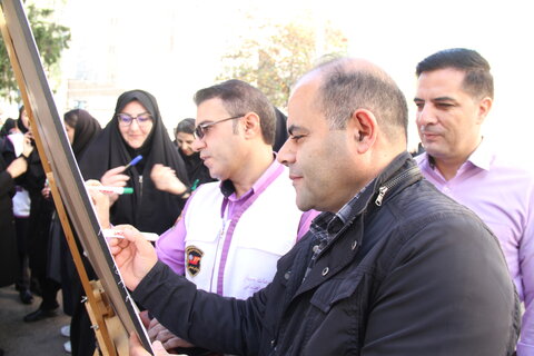 قابی ماندگار از نمایش جان فدایان بهزیستی