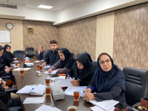 شمیرانات | نشست بررسی عملکرد و رفع موانع «طرح سلام» وتأکید بر هم‌افزایی تخصصی برای توسعه خدمات محله‌محور