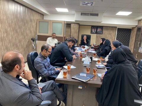 شمیرانات | نشست بررسی عملکرد و رفع موانع «طرح سلام» وتأکید بر هم‌افزایی تخصصی برای توسعه خدمات محله‌محور