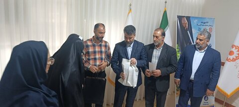 ورامین | تجلیل از روشندلان شهرستان در مرکز مثبت زندگی۳۵۵۹۱