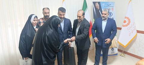 ورامین | تجلیل از روشندلان شهرستان در مرکز مثبت زندگی۳۵۵۹۱