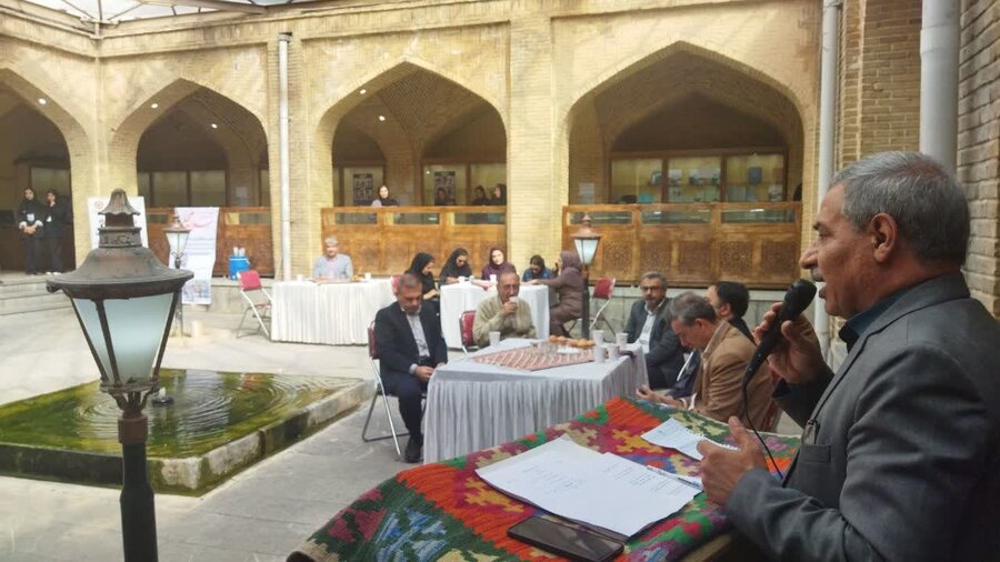 نمایشگاه «تونل شناخت و آگاهی» به مناسبت روز جهانی نابینایان در سنندج افتتاح شد