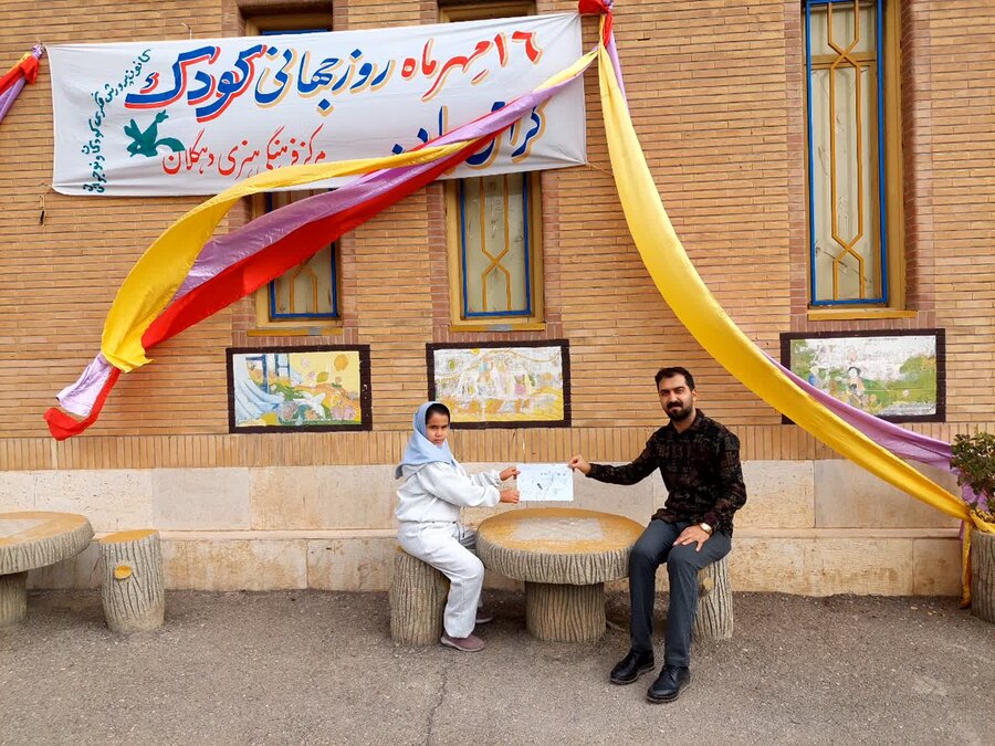مسابقه نقاشی کودکان در دهگلان برگزار شد