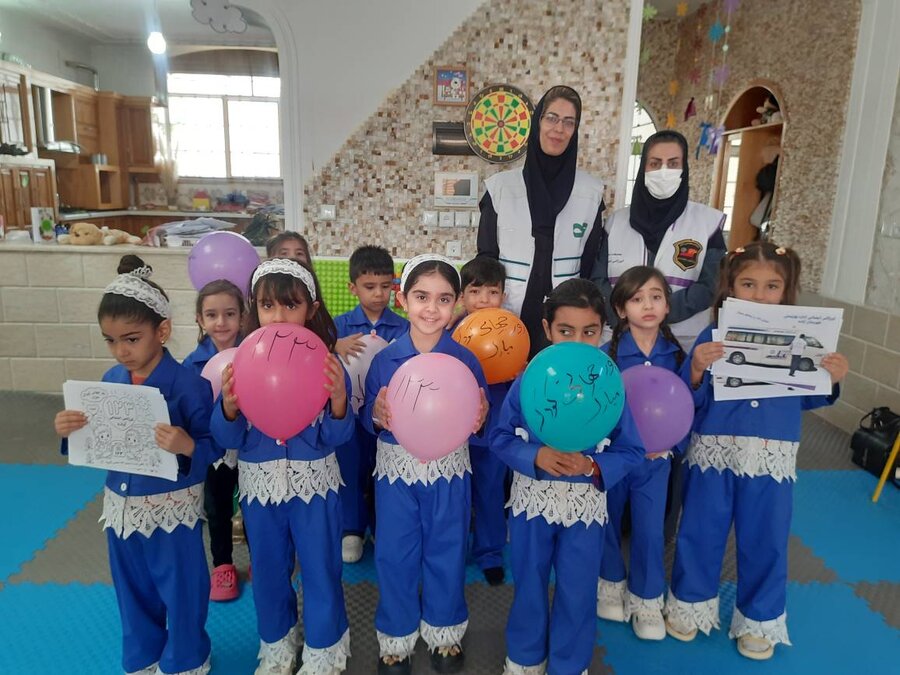 آباده|مهارت‌های خودمراقبتی و آموزش شماره ۱۲۳ به کودکان؛ گامی از بهزیستی آباده در روز جهانی کودک