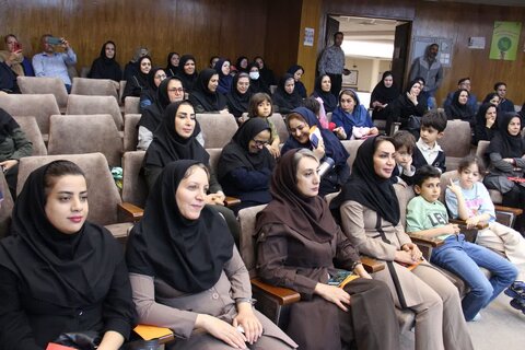 گزارش تصویری | گرامیداشت هفته سالمند با برگزاری همایش «نسل‌ها در کنار هم» در همدان (بخش نخست)