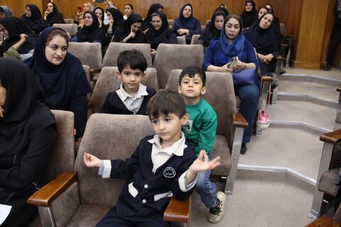 گزارش تصویری | گرامیداشت هفته سالمند با برگزاری همایش «نسل‌ها در کنار هم» در همدان (بخش دوم)