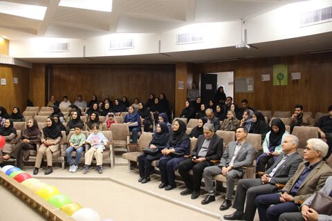 گزارش تصویری | گرامیداشت هفته سالمند با برگزاری همایش «نسل‌ها در کنار هم» در همدان (بخش دوم)