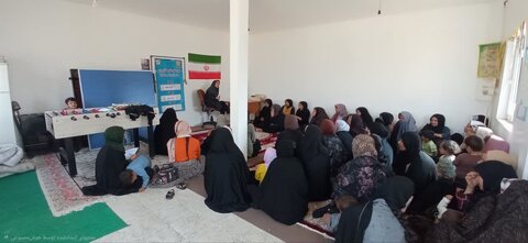 برگزاری کارگاه آموزش خانواده در روستای «قلعه زندلیج» رزن