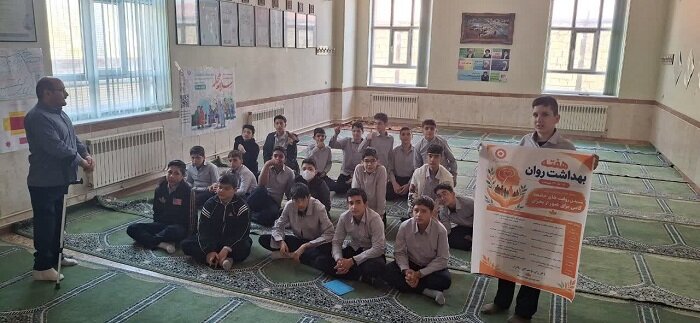 گرامیداشت هفته ملی سلامت روان در میانه با آموزش، همدلی و پیوند نسل‌ها