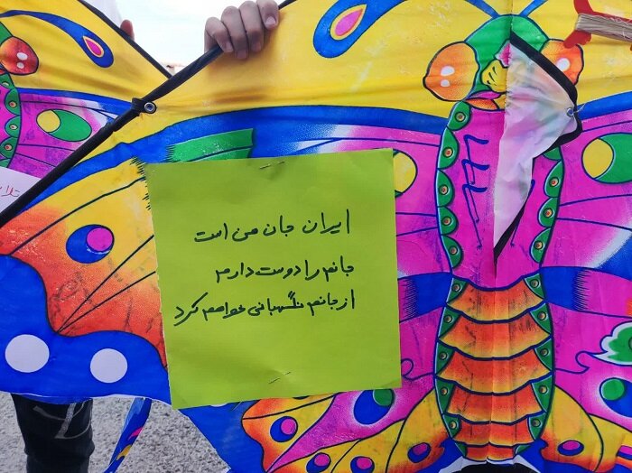 جشنواره بازی‌های کودکانه به مناسبت هفته ملی کودک در میانه 