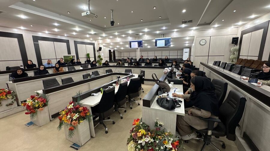 کارگاه آموزشی کارشناسان درمان و مددکاران بهزیستی کردستان در سنندج برگزار شد