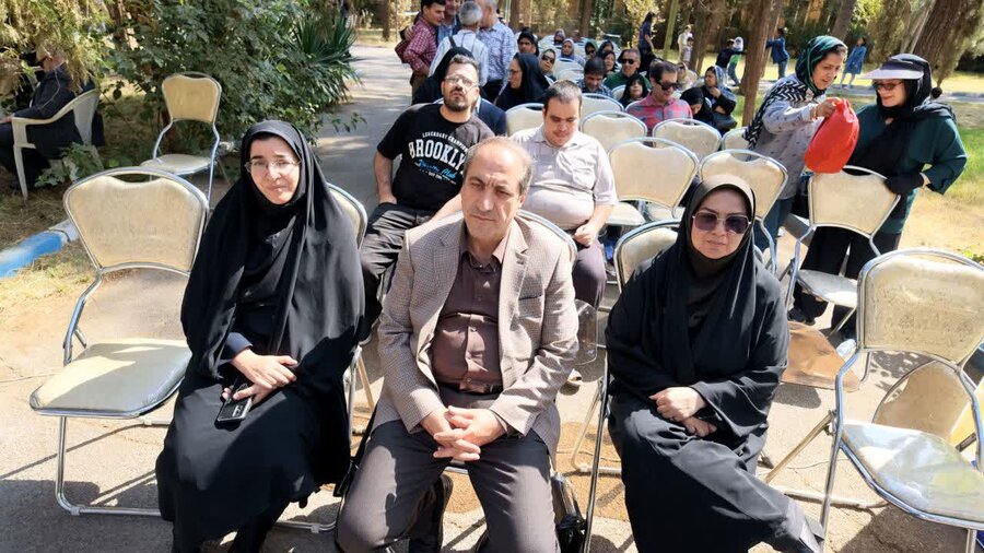 عصای سفید؛ نماد اراده پولادین و توانمندی فراتر از محدودیتهای جسمی