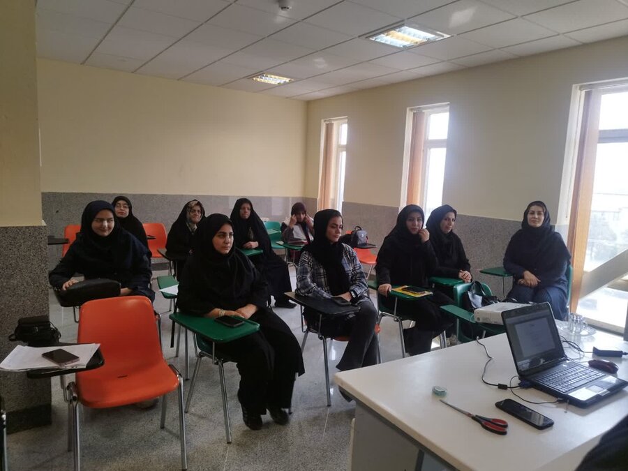 مهارت‌های فرزندپروری؛ محور کارگاه آموزشی هفته کودک در بهار